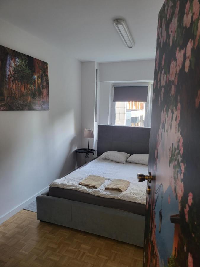 Studio Zelazna Rooms Near Old Town Βαρσοβία Εξωτερικό φωτογραφία